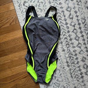 SPEEDO Women's one piece swimsuit sz 8 Creora Highclo Quantum Splice High Cut